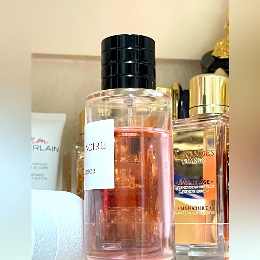 LA Colle Noire - Dior - Picture 2 of 3